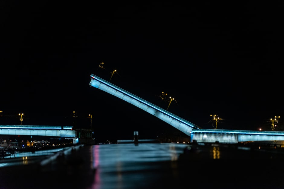 @nevatrip. Створка разводного моста