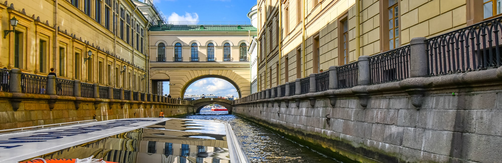 Недорогие экскурсии по Петербургу: цены