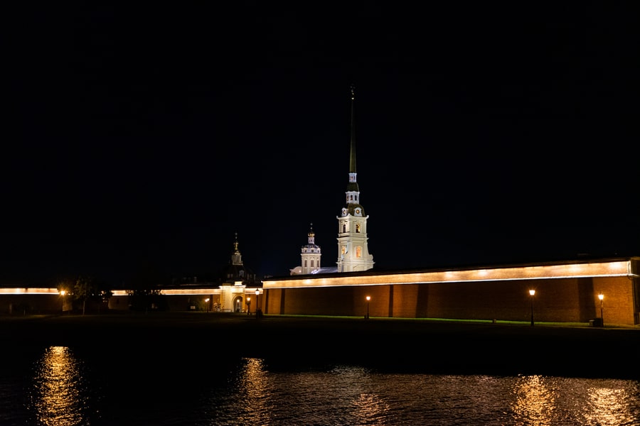 Экскурсия под развод мостов от Петропавловской крепости